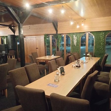 Motel Ruta 33 Арад Екстериор снимка